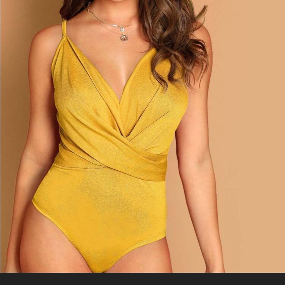 SHEIN Plunging Neck Cross Wrap Cami Bodysuit
